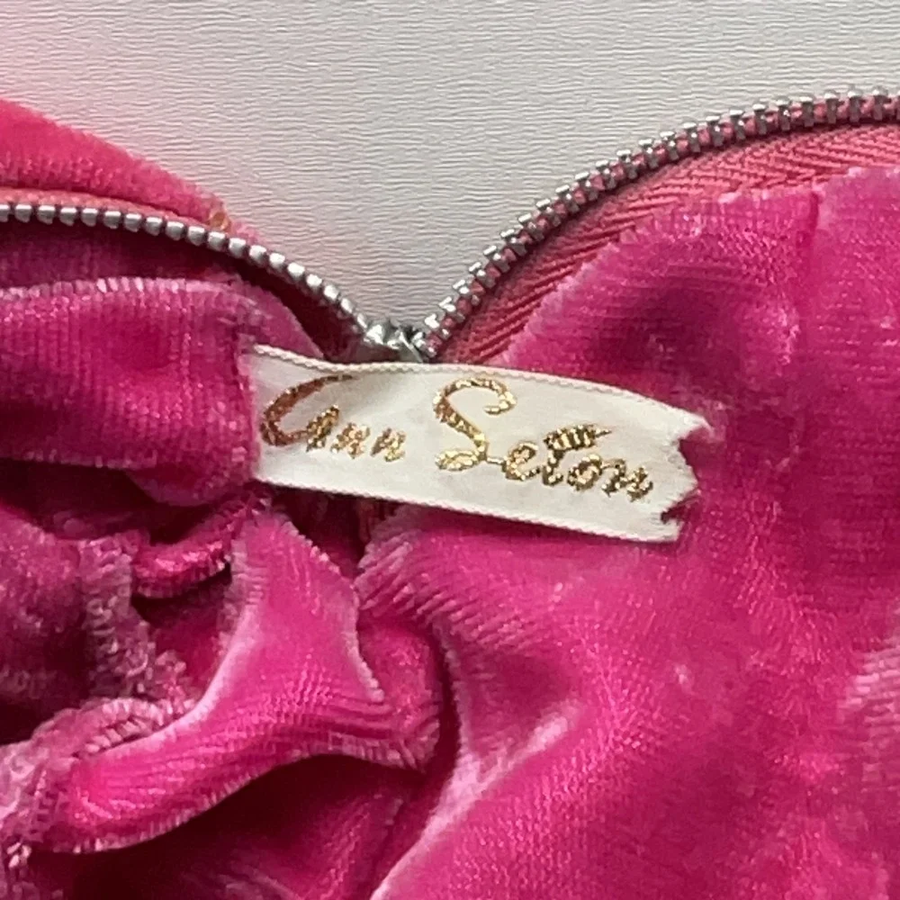 Vintage Ann Seton Hot Pink Velvet Gold Embroidered Travel Jewelry Case Organizer